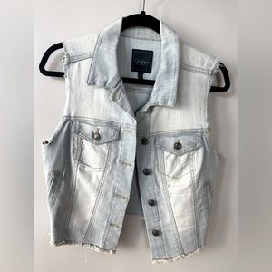 Jean vest